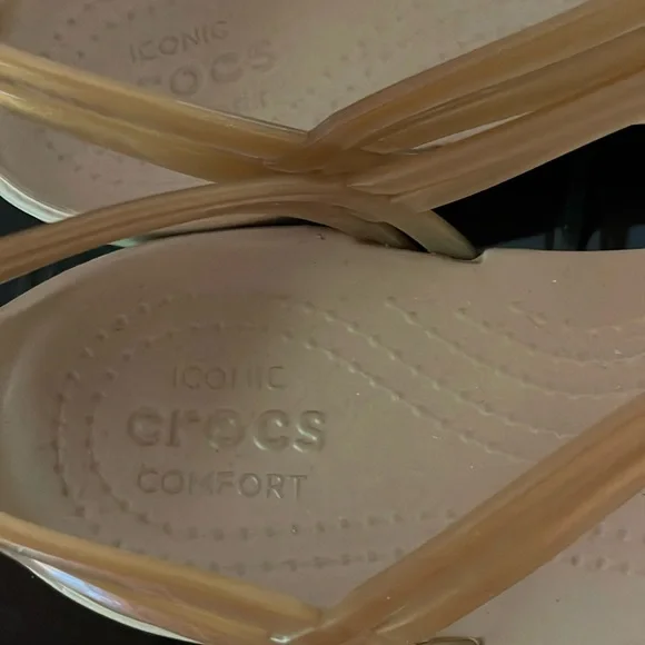 Crocs. Size 9 - Picture 2 of 3